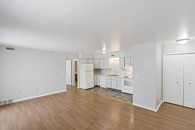 Rickett Road Apartments