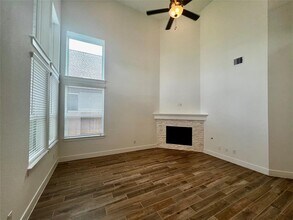 1207 Watermont Dr in Missouri City, TX - Building Photo - Building Photo