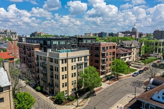 Waterfront in Madison, WI - Foto de edificio - Building Photo