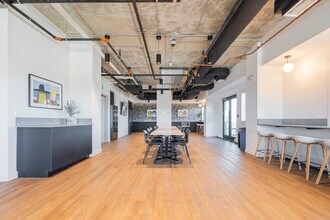 Encore in Calgary, AB - Building Photo - Interior Photo