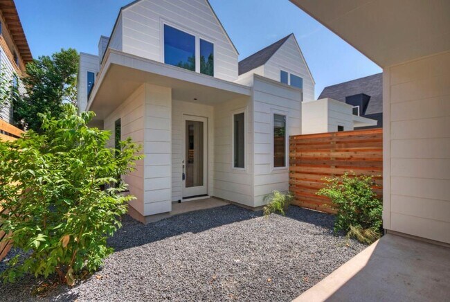 property at 1610 Ravey St
