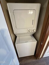 3532 Ivy Commons Dr, Unit 101 in Raleigh, NC - Building Photo - Building Photo