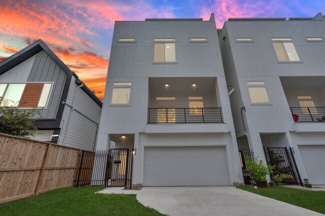 property at 2708 Drew St