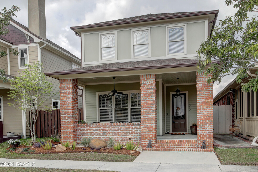 312 Founders St in Lafayette, LA - Building Photo