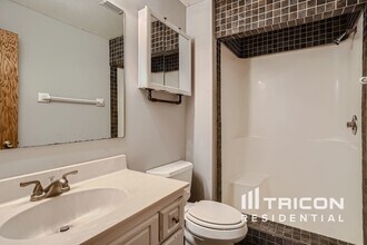 4840 Evergreen Ln N in Plymouth, MN - Building Photo - Building Photo