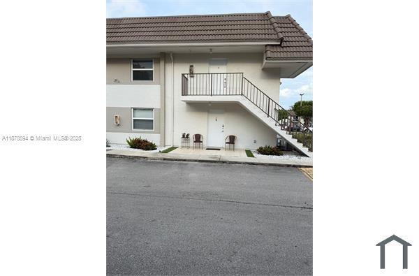 property at 6921 SW 129th Ave