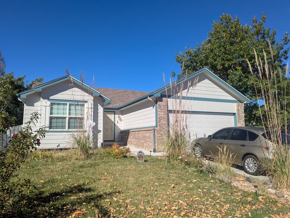 5616 S Quemoy Ct in Centennial, CO - Building Photo