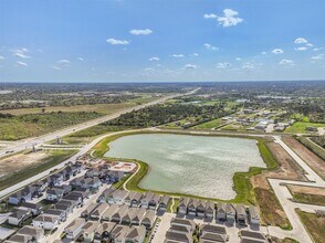 2402 Shoreline Dr in Clear Lake Shores, TX - Building Photo - Building Photo