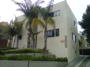 305 Loma Vista St. in El Segundo, CA - Foto de edificio - Building Photo