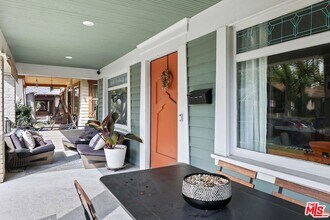 3878 S Harvard Blvd in Los Angeles, CA - Building Photo - Building Photo