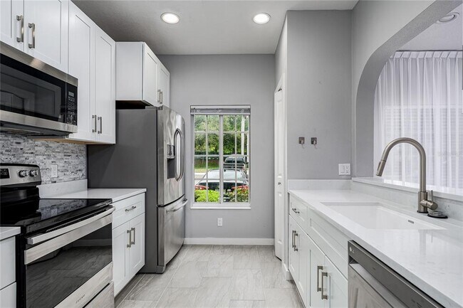 208 Cape Harbour Loop in Bradenton, FL - Building Photo - Building Photo