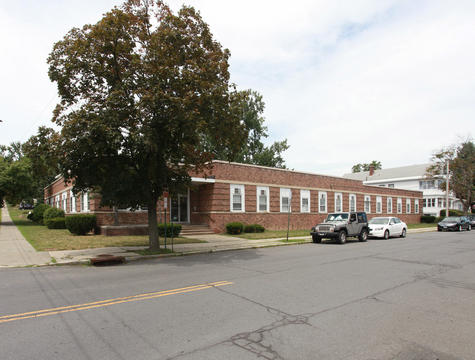 Wolfert Apartments in Menands, NY - Building Photo