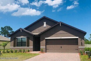 519 Old Country Rd S E in Palm Bay, FL - Building Photo