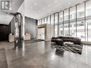 55-655 E Liberty St in Toronto, ON - Building Photo - Building Photo