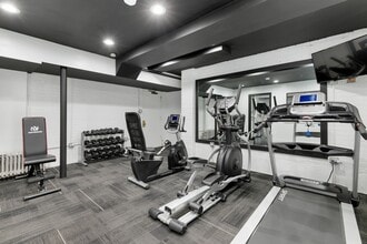7639 N Eastlake Ter, Unit G in Chicago, IL - Building Photo - Building Photo