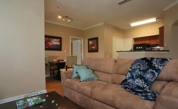 2850 Oak Rd in Pearland, TX - Building Photo - Building Photo
