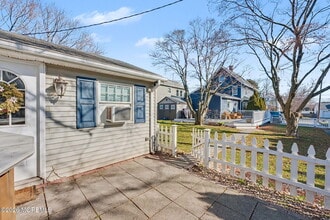 1121 Bay Ave in Point Pleasant, NJ - Building Photo - Building Photo