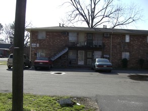 Savoy Apartments in Birmingham, AL - Building Photo - Building Photo