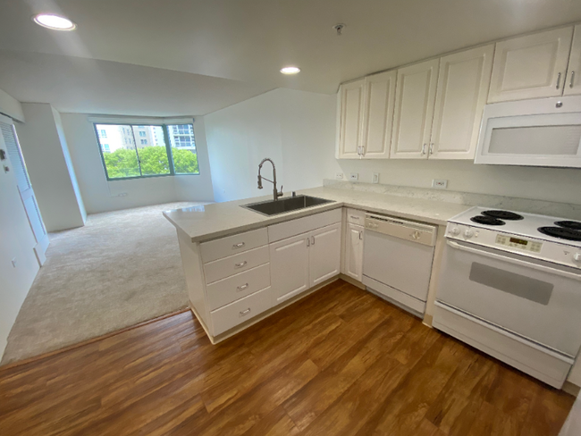 1314 Kalakaua Ave