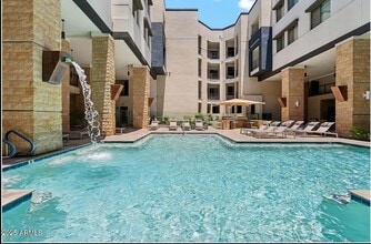 15501 N Dial Blvd in Scottsdale, AZ - Building Photo - Building Photo