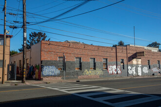 Bates Hall in Oakland, CA - Building Photo - Building Photo