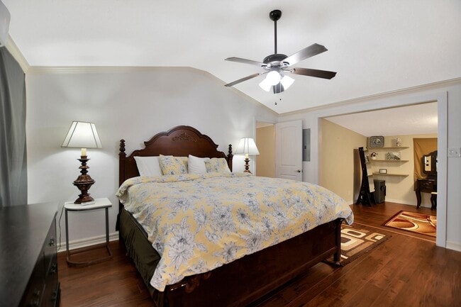 property at 29115 Cherokee Ln