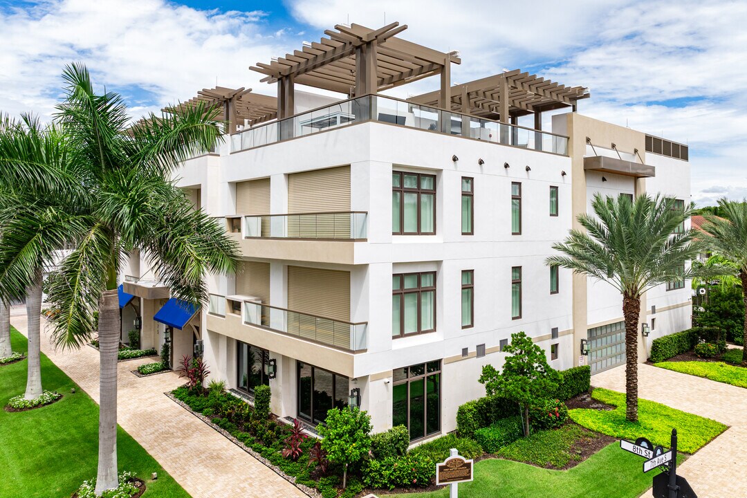 Parkview at Cambier in Naples, FL - Building Photo