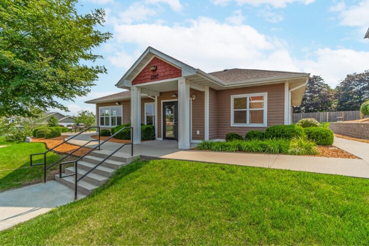 Prairie Winds Apartments in Des Moines, IA - Building Photo