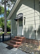 809 Edgewood Dr in Jacksonville, NC - Building Photo - Building Photo