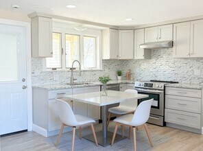 53 Gale Rd in Weymouth, MA - Building Photo - Building Photo