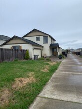 4437 Creel Ave in Albany, OR - Building Photo - Building Photo