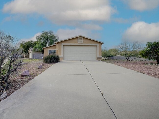 property at 1848 W Horn Mesa Pl