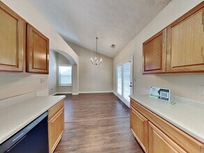 320 Lake Royale Pl in Riverdale, GA - Building Photo - Building Photo