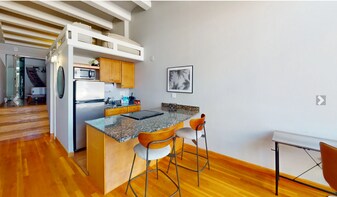12 Stoneholm St, Unit 511 in Boston, MA - Building Photo