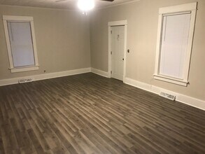 1320 25th St in Rock Island, IL - Foto de edificio - Building Photo