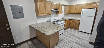 52 Irvine Turner Blvd in Newark, NJ - Building Photo - Building Photo