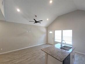 11442 Underwood St in Willis, TX - Building Photo - Building Photo