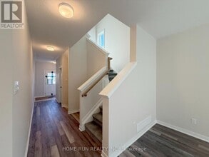 511 Brigatine Ave in Ottawa, ON - Building Photo - Building Photo