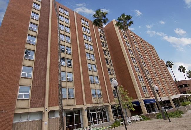 Coronado in Tucson, AZ - Foto de edificio - Building Photo