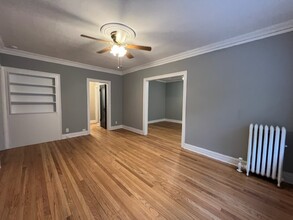 5927 N Paulina St, Unit 2W in Chicago, IL - Foto de edificio - Building Photo