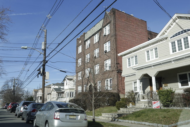 Mayfair Apartments in Bayonne, NJ - Building Photo - Building Photo