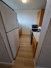 1875 Kalanianaole St in Hilo, HI - Building Photo - Building Photo