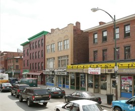 629-633 Park St in Hartford, CT - Foto de edificio - Building Photo