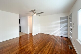 909 SW 48th St in Oklahoma City, OK - Building Photo - Building Photo