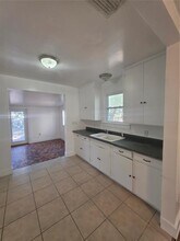 1023 NE 6th St in Ocala, FL - Building Photo - Building Photo