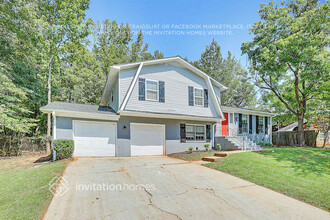 4040 Lehigh Blvd in Decatur, GA - Building Photo - Building Photo