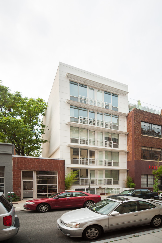 1447-1453 Church St. NW in Washington, DC - Foto de edificio - Building Photo