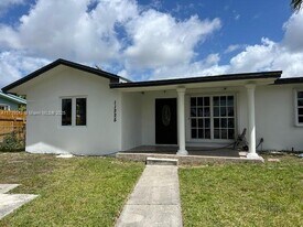 11225 SW 47th Terrace in Miami, FL - Building Photo