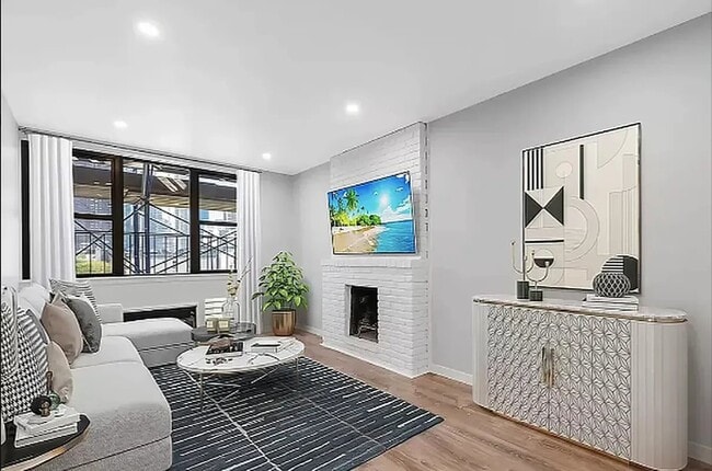 453 W 48th St in New York, NY - Foto de edificio - Building Photo