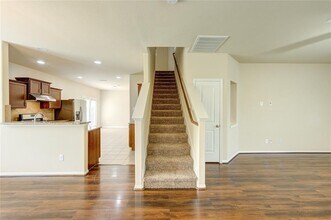 1927 Howth Ave in Houston, TX - Building Photo - Building Photo